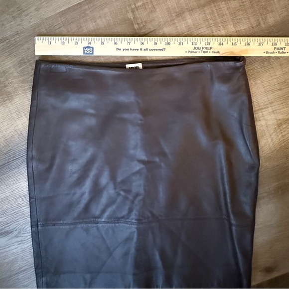 Anne Klein Brown Leather Skirt Size 8 - Picture 14 of 14